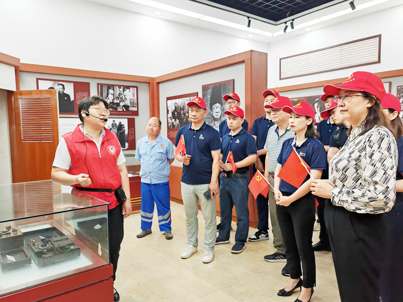 建党节 | bv伟德源自英国始于1946党支部开展系列活动庆祝建党102周年